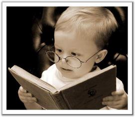 File:SmallToddlerStudying.jpg